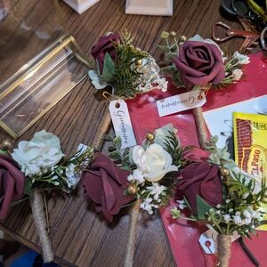 Lings Moment Groomsman Boutonnieres